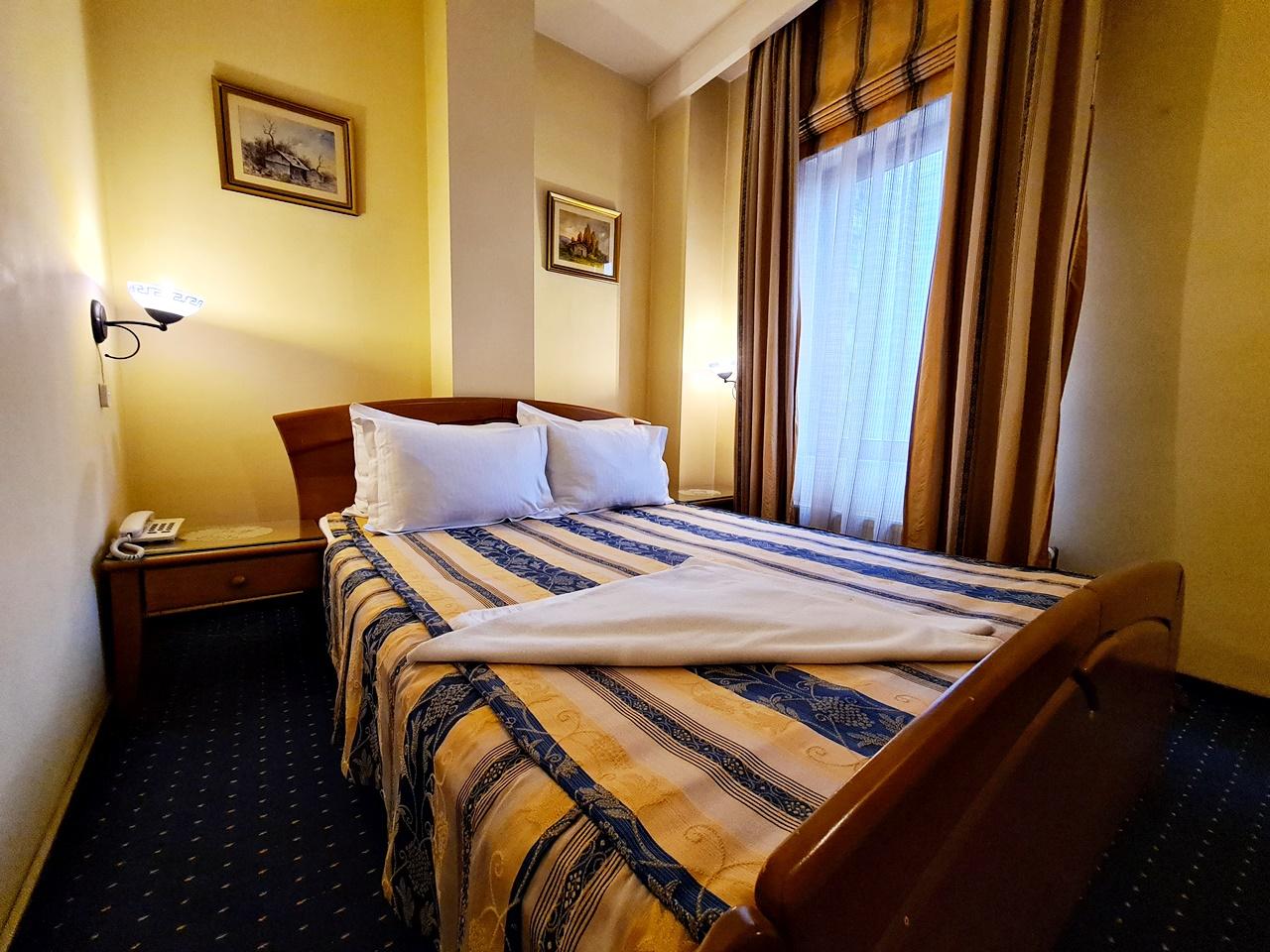 Hotel Horoscop Bukarest Exterior foto