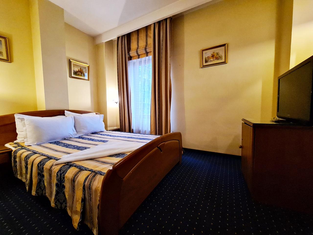 Hotel Horoscop Bukarest Exterior foto